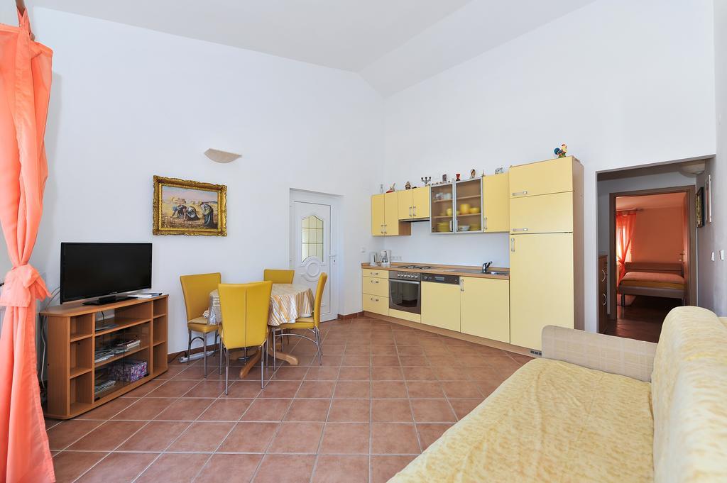 Apartments Dominique Nin Kültér fotó